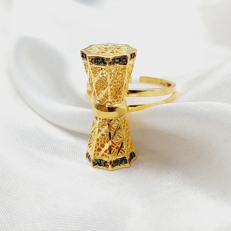 Zircon Studded Tie Ring