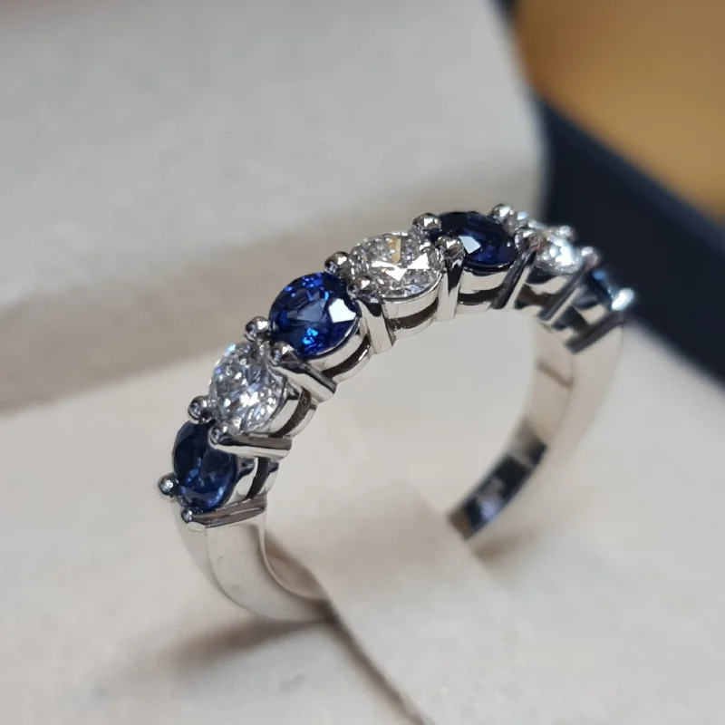 Amphitrite - 1.20 carat Natural Sapphire ring with 0.60 carat natural diamonds