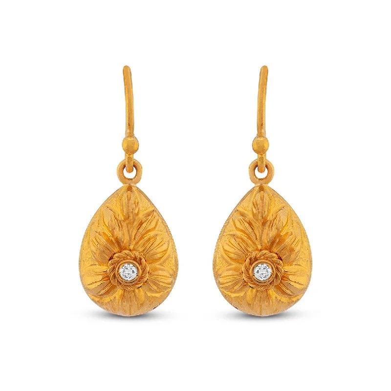 Drop Shaped Flower Earrings