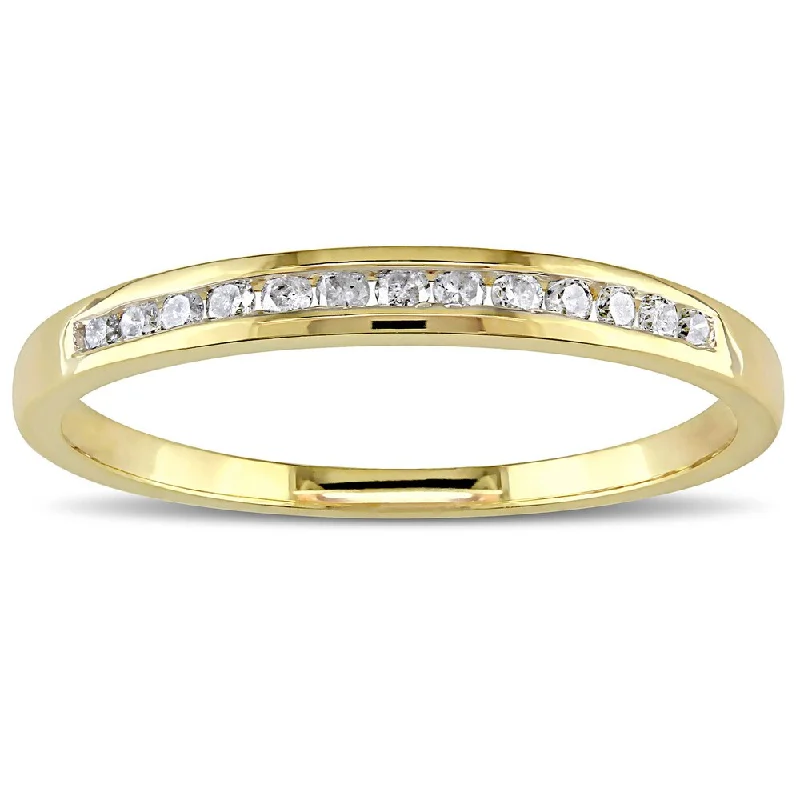 Miadora 10k Yellow or Rose Gold 1/8ct TDW Diamond Wedding Band