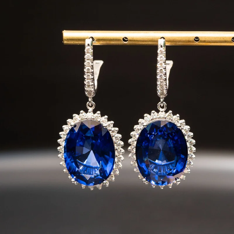 Noémie - 46.00 carat oval sapphire earrings with 2.50 carat natural diamonds